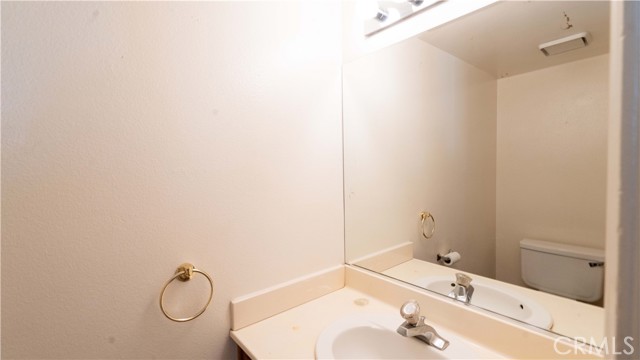 Detail Gallery Image 9 of 33 For 37908 Wesley Ct, Palmdale,  CA 93552 - 4 Beds | 2/1 Baths