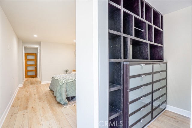 Detail Gallery Image 8 of 38 For 417 E 44th Way, Long Beach,  CA 90807 - 3 Beds | 2 Baths