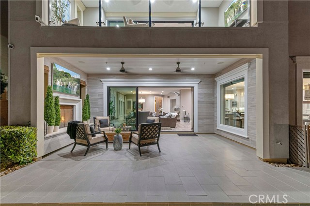 Detail Gallery Image 63 of 75 For 12031 Ricasoli Way, Porter Ranch,  CA 91326 - 5 Beds | 6 Baths