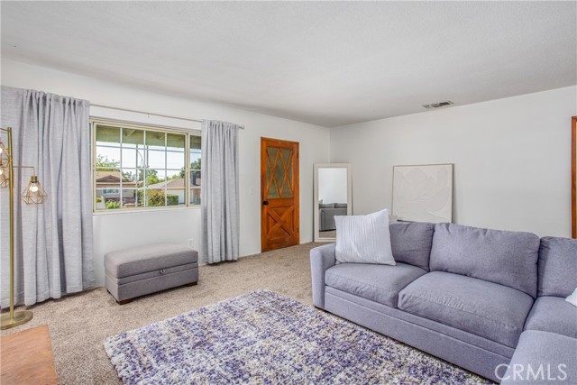 Detail Gallery Image 4 of 22 For 35550 Bella Vista Dr, Yucaipa,  CA 92399 - 2 Beds | 1 Baths
