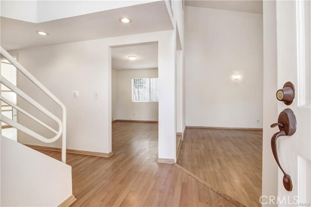 Detail Gallery Image 27 of 37 For 14349 Tiara St, Sherman Oaks,  CA 91401 - 6 Beds | 4/1 Baths