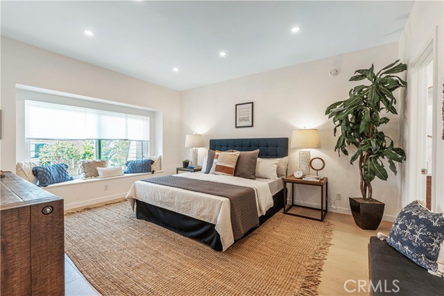 Detail Gallery Image 12 of 18 For 4345 Alla Rd #2,  Marina Del Rey,  CA 90292 - 3 Beds | 2/1 Baths