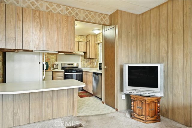 Detail Gallery Image 6 of 31 For 20110 Jerusalem Grade, Lower Lake,  CA 95457 - 2 Beds | 2 Baths