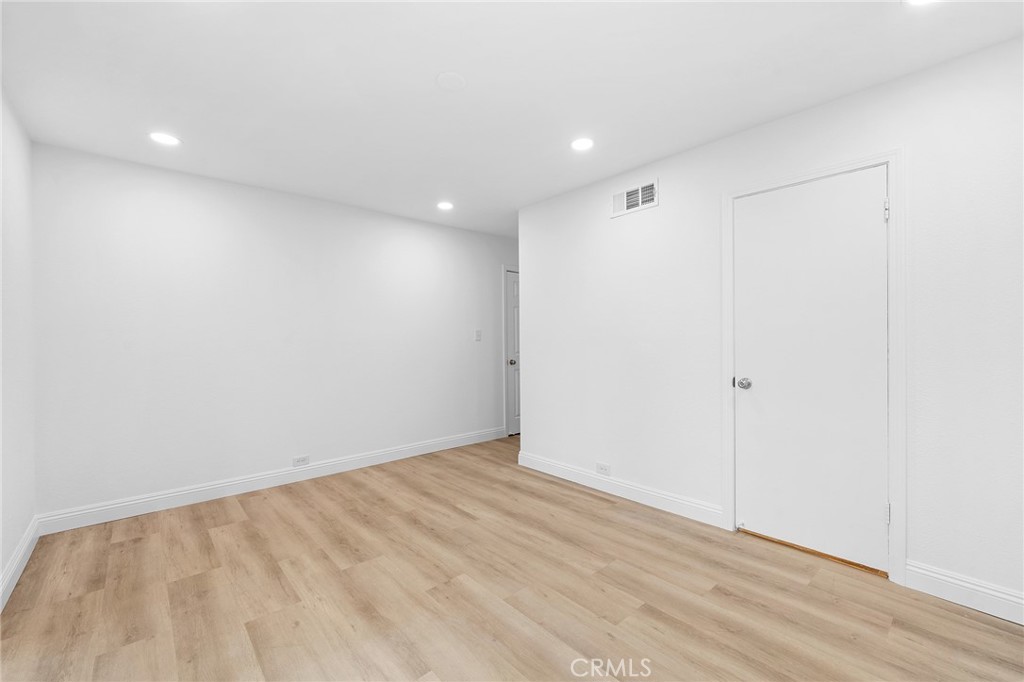 MLS #GD26194257 image #33
