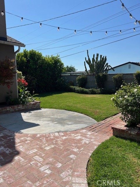 713 Andover, Burbank CA: https://media.crmls.org/medias/b9f92ae3-d000-4196-b12b-0366f39d0769.jpg