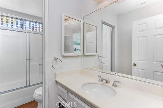 Detail Gallery Image 20 of 41 For 21200 Lands End, Moreno Valley,  CA 92557 - 4 Beds | 3 Baths