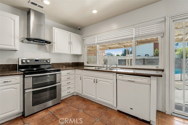 Detail Gallery Image 16 of 31 For 238 Tanforan, Diamond Bar,  CA 91765 - 4 Beds | 2 Baths
