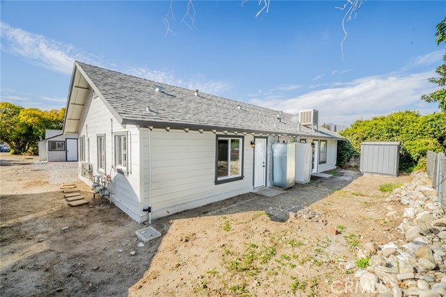 1340 Turquoise Avenue, Mentone CA: https://media.crmls.org/medias/b9fa2805-37b5-40b3-82cb-2fc3f46c5121.jpg