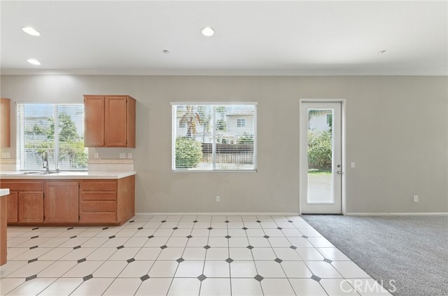 11144 Arizona Avenue, Riverside CA: https://media.crmls.org/medias/b9fd5733-aebe-419d-b1c0-cb44f4c3643f.jpg