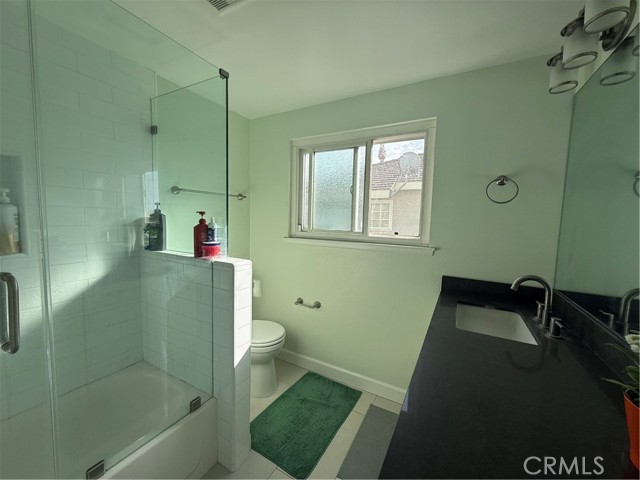 Image 24 of 31 For 9831 Cloverdale Avenue
