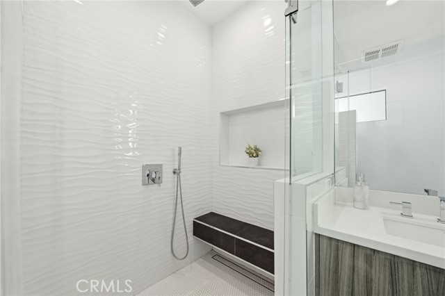 Image 24 of 37 For 5153 Redondo Court