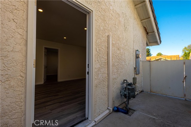 28766 Pisces Street, Agoura Hills CA: https://media.crmls.org/medias/b9fe3514-f425-41d4-8da4-e0ad11514b47.jpg