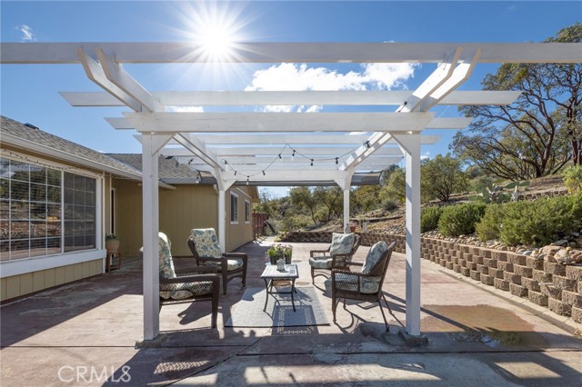 Detail Gallery Image 8 of 75 For 30301 Longview Ln, Coarsegold,  CA 93614 - 3 Beds | 2 Baths