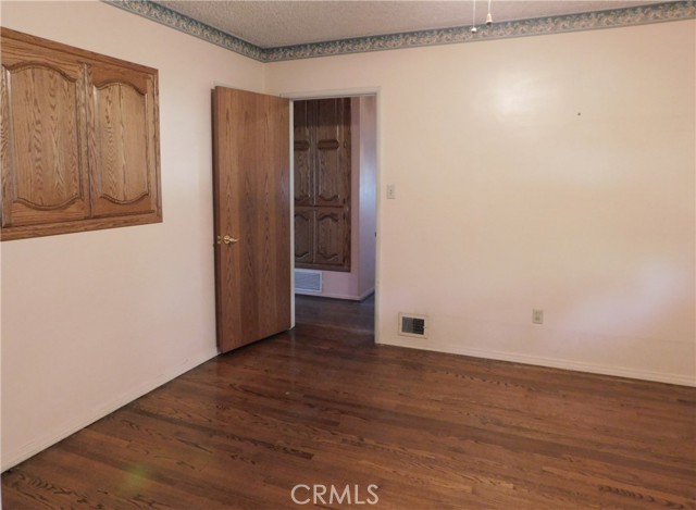 Image 18 of 26 For 226 Mauna Loa Drive