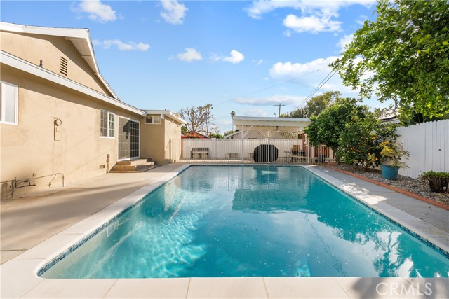 Detail Gallery Image 42 of 59 For 9559 9561 Natick Ave, North Hills,  CA 91343 - 5 Beds | 4 Baths