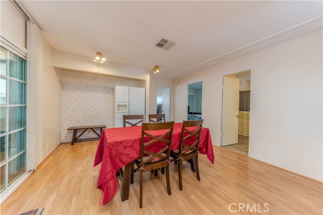 Detail Gallery Image 15 of 28 For 11250 Beach Blvd #11,  Stanton,  CA 90680 - 2 Beds | 2 Baths