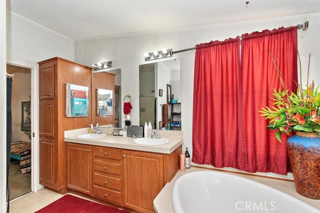 Detail Gallery Image 31 of 43 For 12730 Fir St, Oak Hills,  CA 92344 - – Beds | – Baths