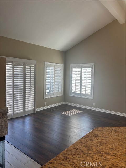 Detail Gallery Image 8 of 37 For 1045 S Sundance Dr, Anaheim Hills,  CA 92808 - 2 Beds | 2 Baths