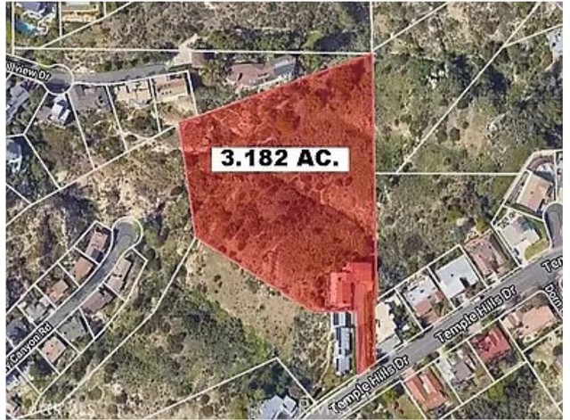 2516 Temple Hills Drive, Laguna Beach CA: https://media.crmls.org/medias/ba0087b6-da6a-4d8c-b2d6-68319e8af0d7.jpg