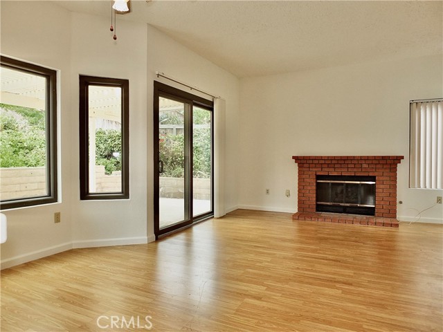 Detail Gallery Image 9 of 52 For 3019 Glenbrook St, Carlsbad,  CA 92010 - 4 Beds | 3 Baths