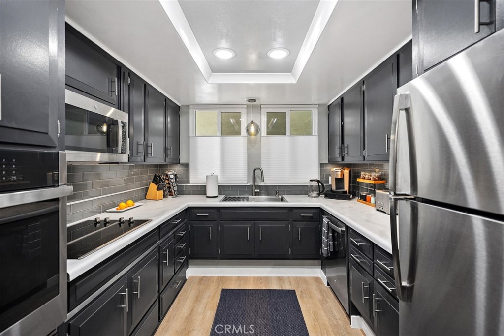 Ba0221f2 3728 46a5 B2c0 701269838f20