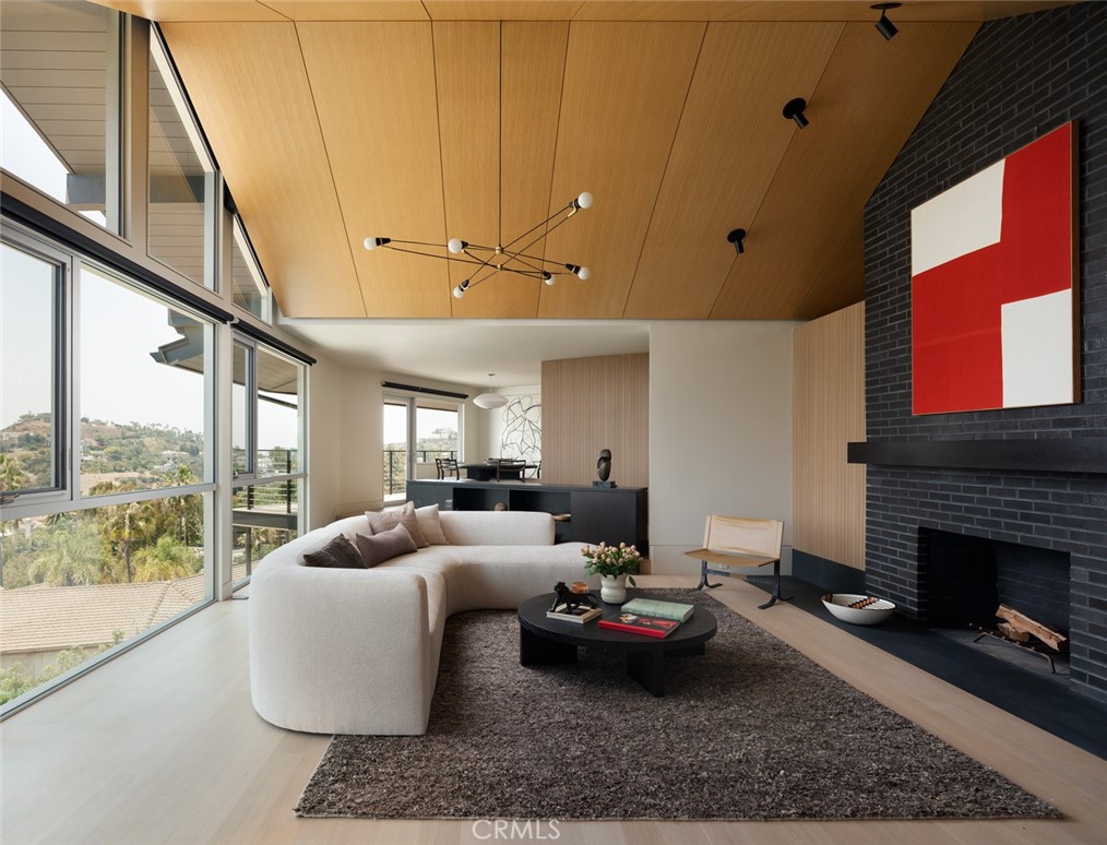 Ba025e6f 4411 40dc 9731 C6f976b632fb