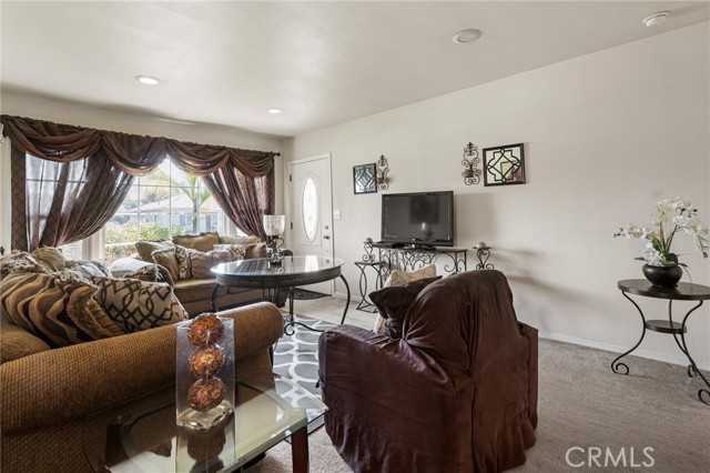 Detail Gallery Image 9 of 39 For 1211 W 138th St, Compton,  CA 90222 - 3 Beds | 1 Baths