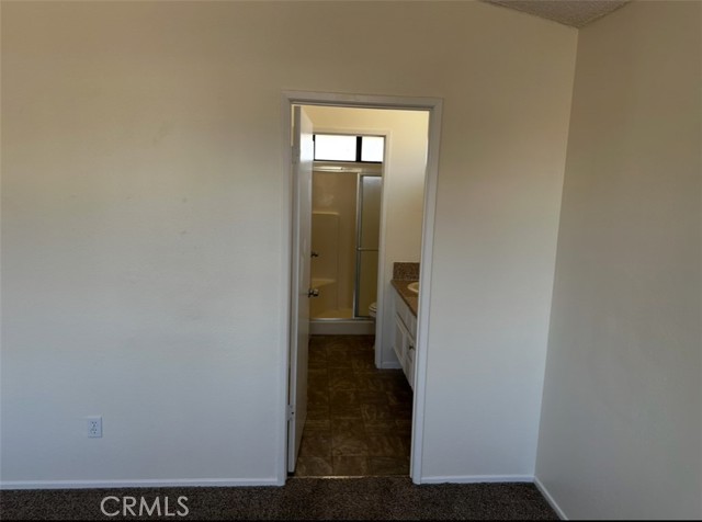 13675 Riverstone Drive, Victorville CA: https://media.crmls.org/medias/ba0281f4-cfde-4e85-8578-b47532d90370.jpg