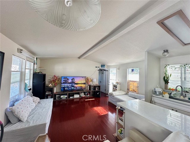 Detail Gallery Image 7 of 9 For 9851 Bolsa Ave #58,  Westminster,  CA 92683 - 2 Beds | 2 Baths