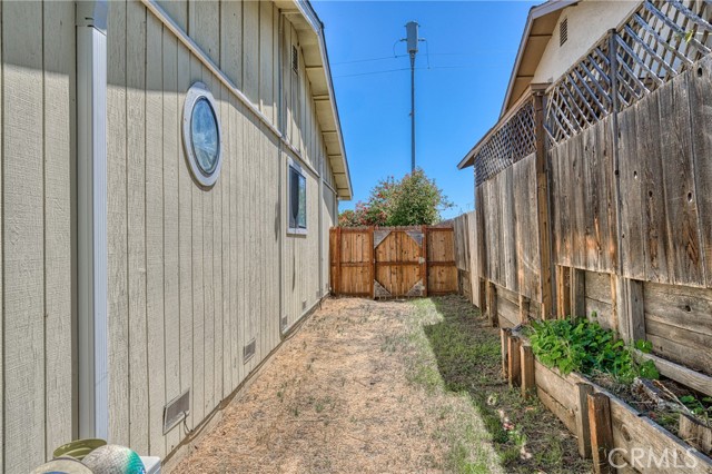 1501 Orchid Way, Lakeport CA: https://media.crmls.org/medias/ba03b4f5-d029-4ae3-b782-b3b5fbdfc3e3.jpg
