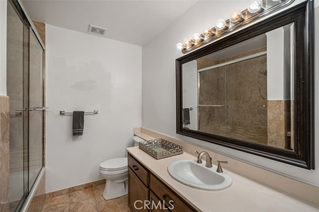 Detail Gallery Image 33 of 39 For 11445 Moorpark St #5,  Studio City,  CA 91602 - 2 Beds | 2/1 Baths