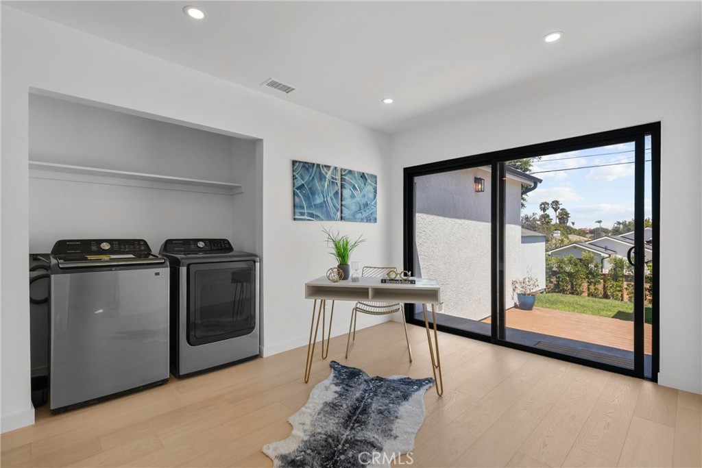 MLS #OC25080580 img 19