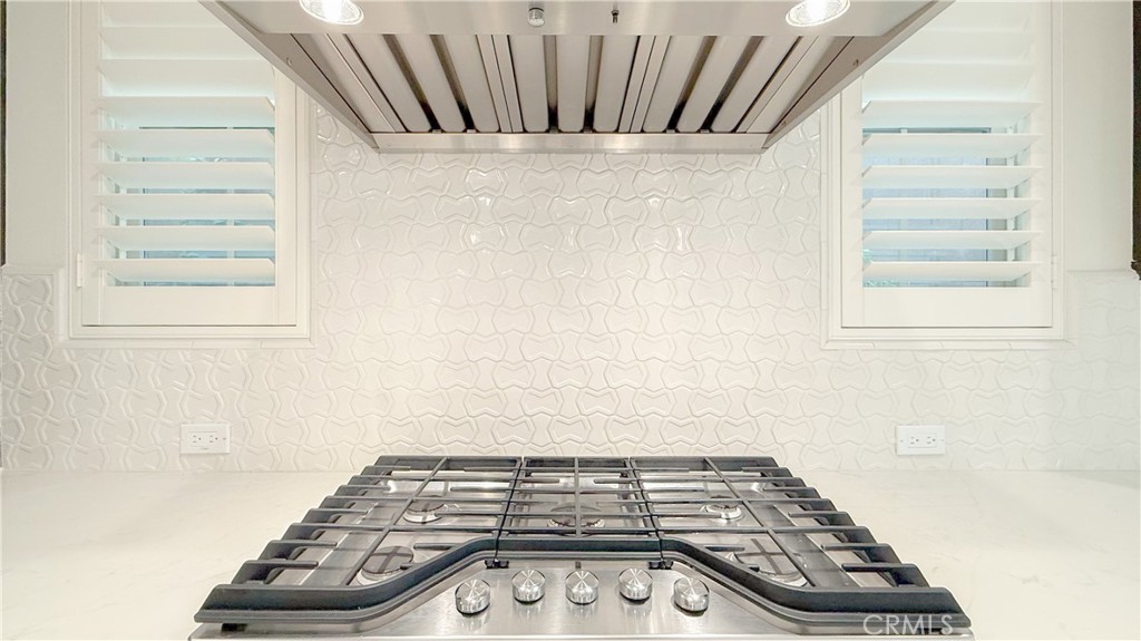 MLS #OC25272097 image #15