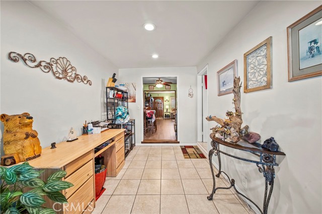 Detail Gallery Image 23 of 38 For 10111 Elkwood, Sun Valley,  CA 91352 - 3 Beds | 1 Baths