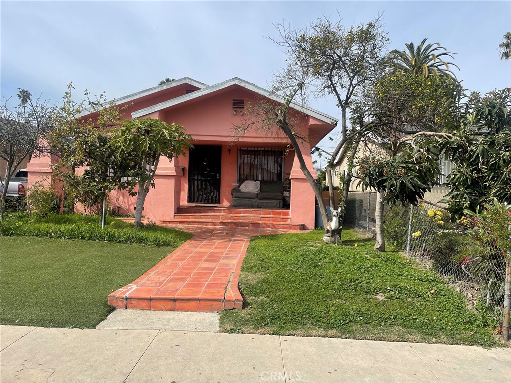 3613 5th Avenue, Los Angeles, CA 90018