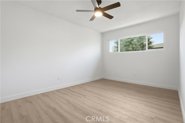 577 Herrington N Avenue, San Bernardino CA: https://media.crmls.org/medias/ba075fc0-57ad-4300-971a-556366f394ef.jpg