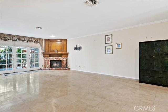 Detail Gallery Image 10 of 40 For 18850 Hatteras St #5,  Tarzana,  CA 91356 - 3 Beds | 2/1 Baths