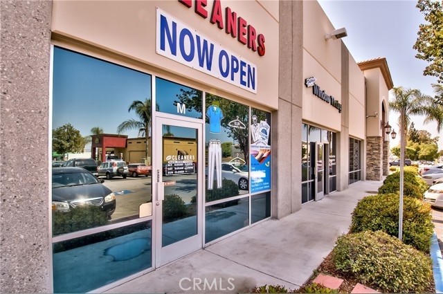 13641 Central Avenue, Chino, California 91710, ,Commercial Lease,For Rent,13641 Central Avenue,CRIV25025842