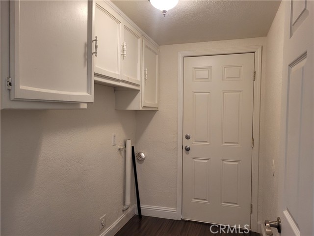 Detail Gallery Image 8 of 11 For 1620 Bette St, Merced,  CA 95341 - 5 Beds | 2 Baths