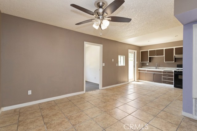 Detail Gallery Image 23 of 56 For 25515 26th St, San Bernardino,  CA 92404 - 4 Beds | 1/1 Baths