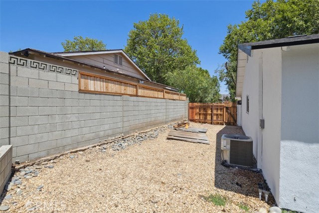 Detail Gallery Image 37 of 37 For 5704 Katherine St, Simi Valley,  CA 93063 - 5 Beds | 2 Baths