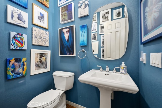 Detail Gallery Image 29 of 45 For 22971 Castle Pines Ct, Murrieta,  CA 92562 - 3 Beds | 2/1 Baths