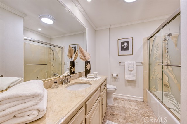 Downstairs Ensuite Bath