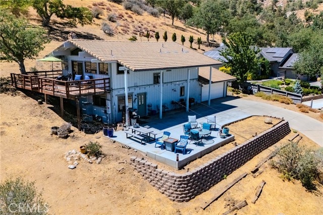 Detail Gallery Image 3 of 33 For 21704 Quail Springs Rd, Tehachapi,  CA 93561 - 3 Beds | 2 Baths