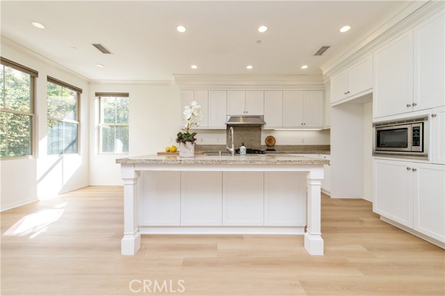27 Maycrest, Irvine CA: https://media.crmls.org/medias/ba09ad67-5fd1-4f50-9426-2c828ae2717d.jpg