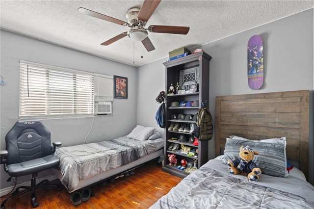 371 Claire Street, Riverside CA: https://media.crmls.org/medias/ba09fb2b-d54a-4a64-bef2-524f5d6cd7f0.jpg
