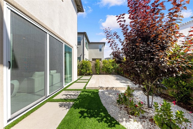 131 Bear Leaf Drive, Lake Forest CA: https://media.crmls.org/medias/ba0a3363-6053-4125-93ce-6c960fdd9b83.jpg
