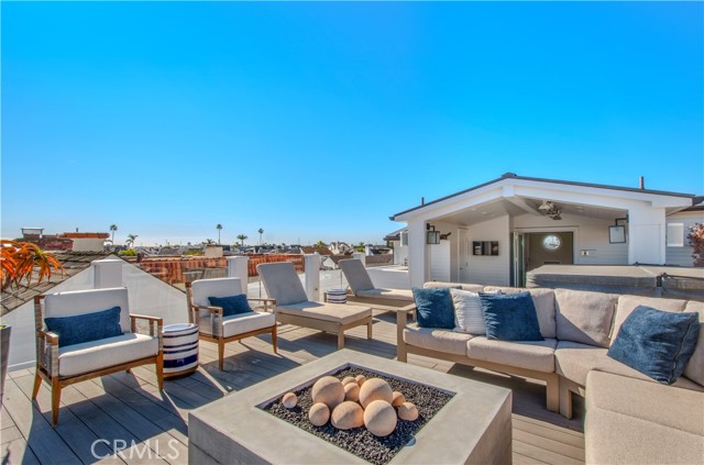 Detail Gallery Image 45 of 55 For 317 E Bay Front, Newport Beach,  CA 92662 - 3 Beds | 3/1 Baths