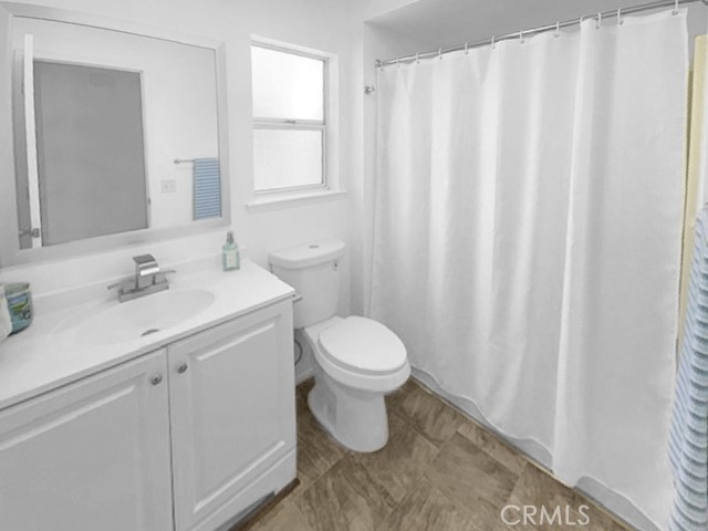 385 E Valley Street, Coalinga CA: https://media.crmls.org/medias/ba0b4093-7bbe-4b55-9989-2afd7ef133af.jpg