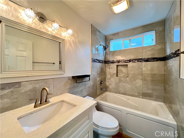 Detail Gallery Image 20 of 30 For 1545 Meadow Glen Rd, Diamond Bar,  CA 91765 - 4 Beds | 2 Baths